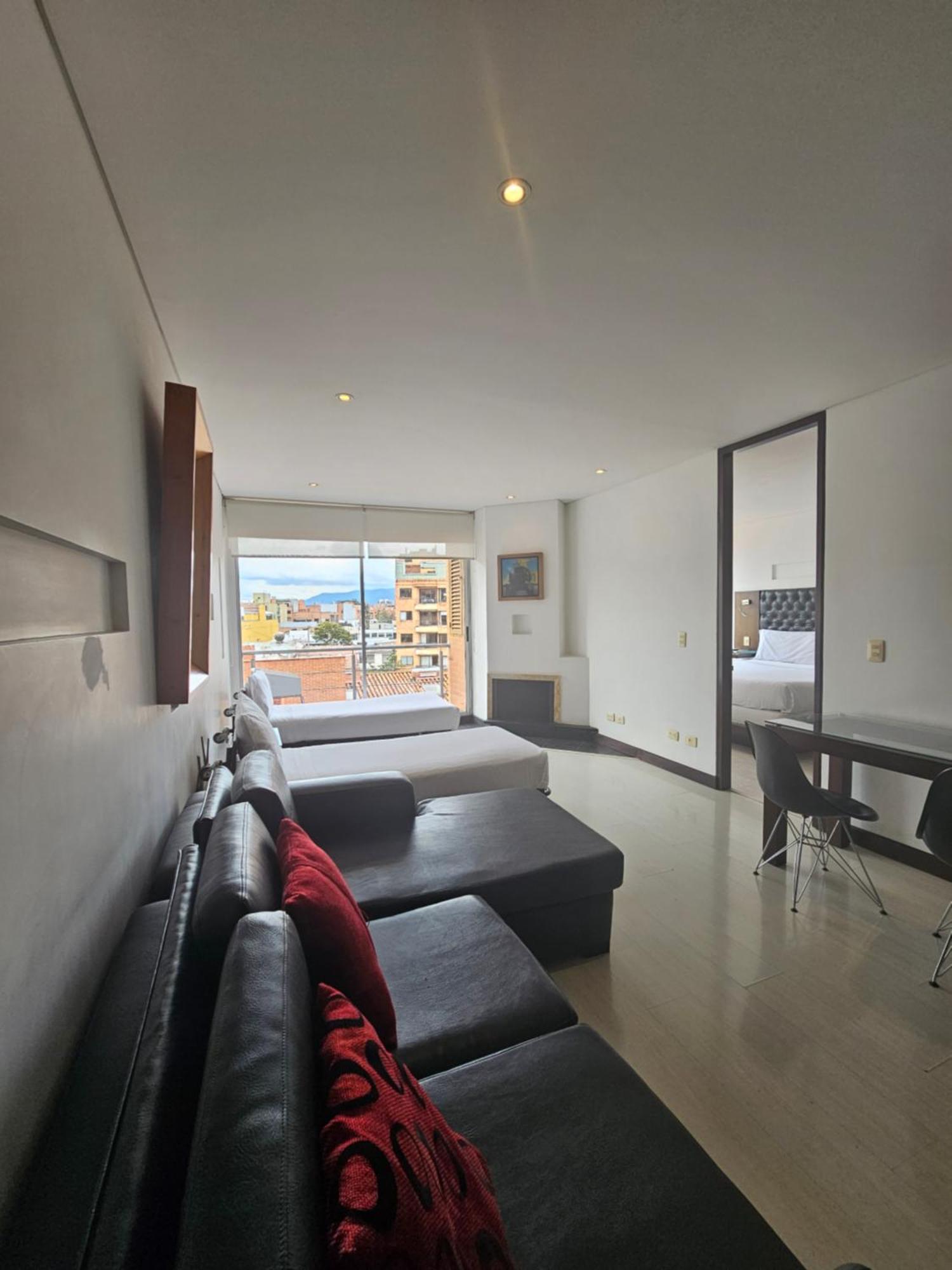 Hotel 104 Art Suites Bogota Ngoại thất bức ảnh