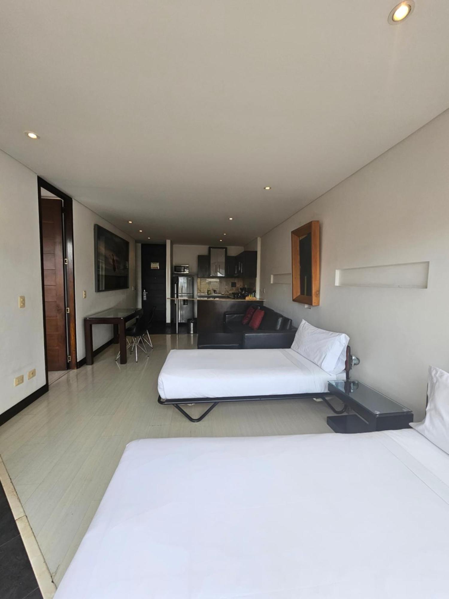 Hotel 104 Art Suites Bogota Ngoại thất bức ảnh
