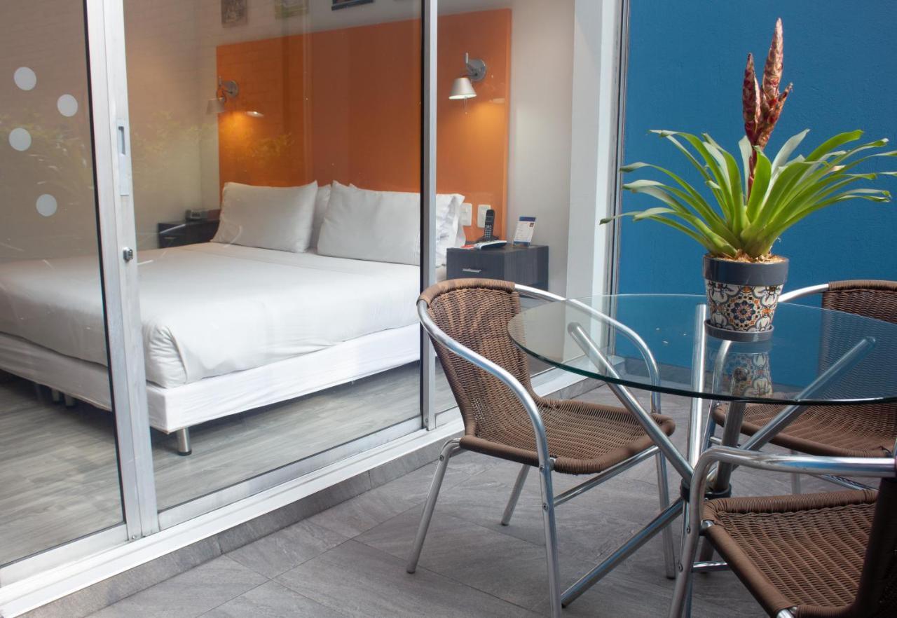 Hotel 104 Art Suites Bogota Ngoại thất bức ảnh